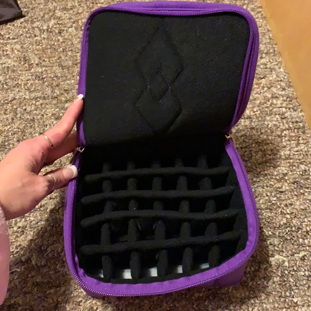 Essential oils holder